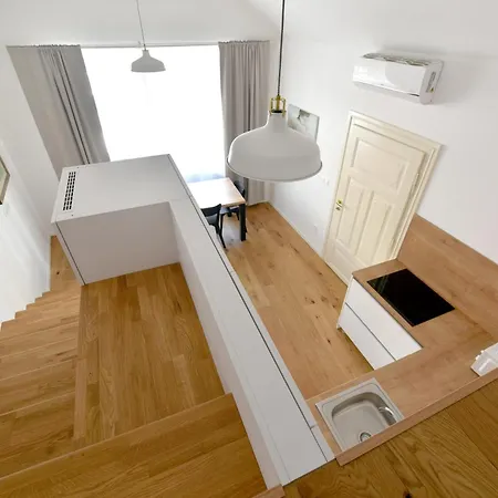 Palackeho Free Parking Apartment